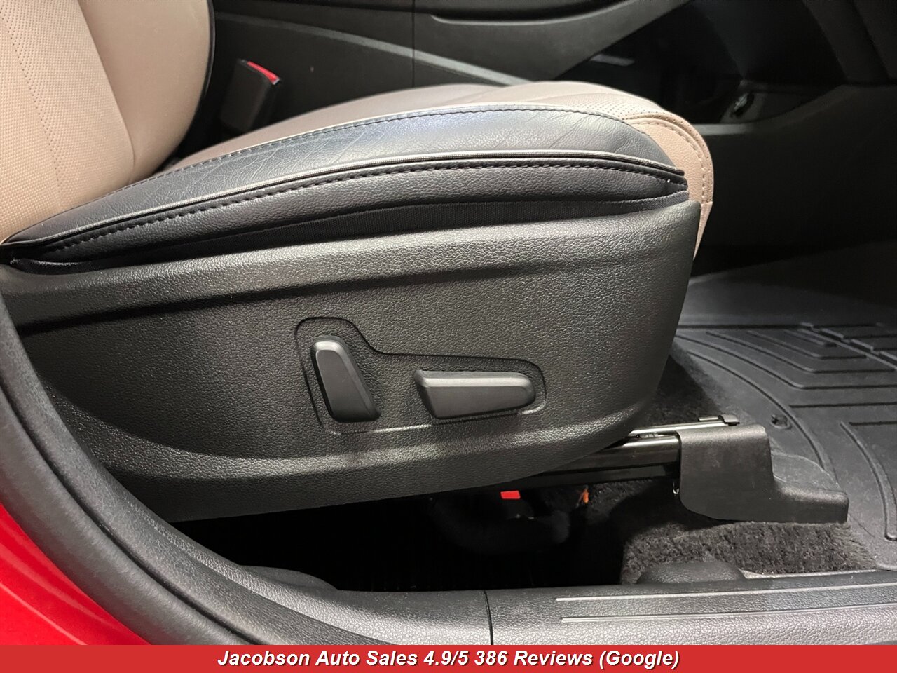 2023 Hyundai SANTA FE Limited AWD - Photo 49 - Oshkosh, WI 54901