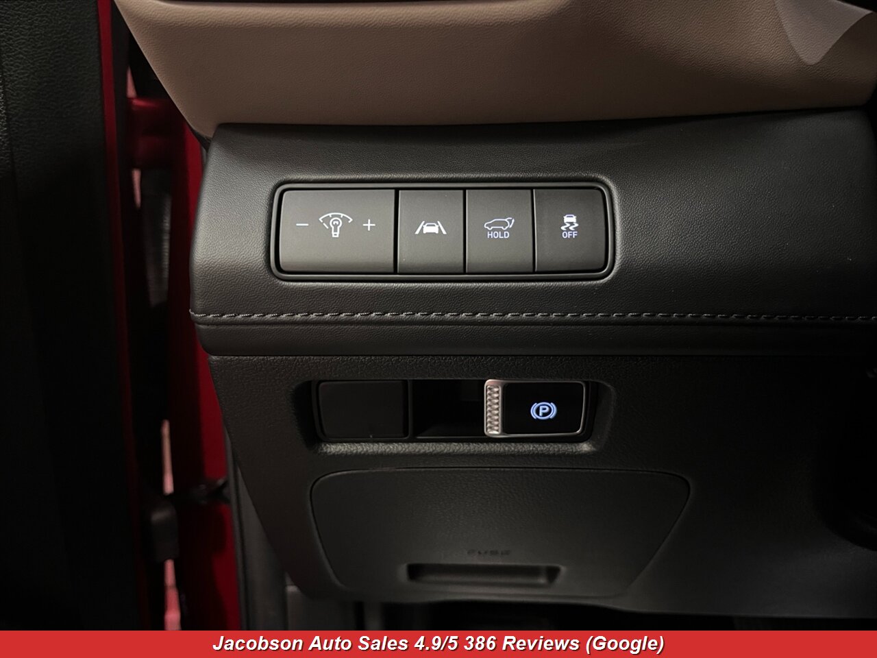 2023 Hyundai SANTA FE Limited AWD - Photo 6 - Oshkosh, WI 54901
