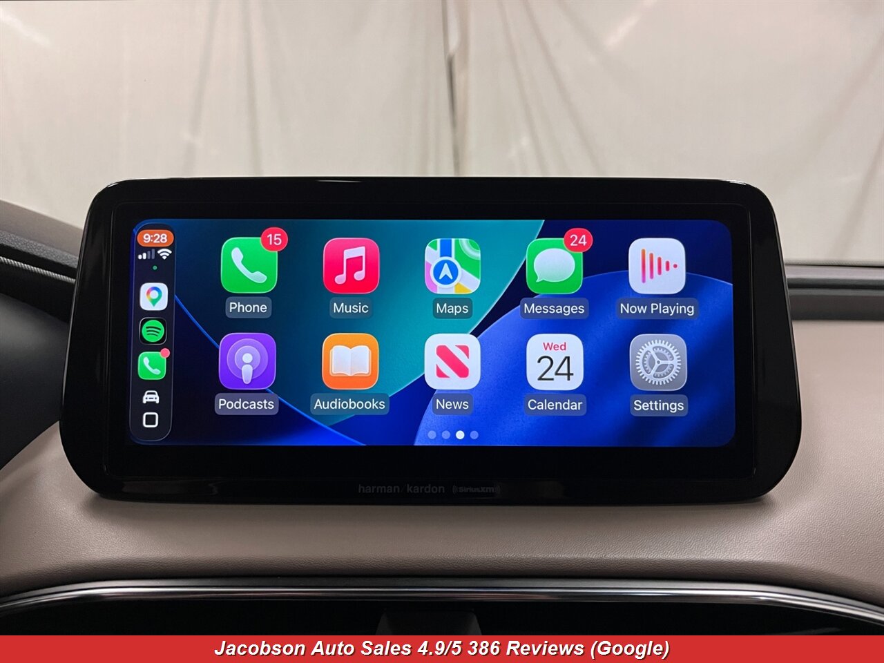 2023 Hyundai SANTA FE Limited AWD - Photo 18 - Oshkosh, WI 54901