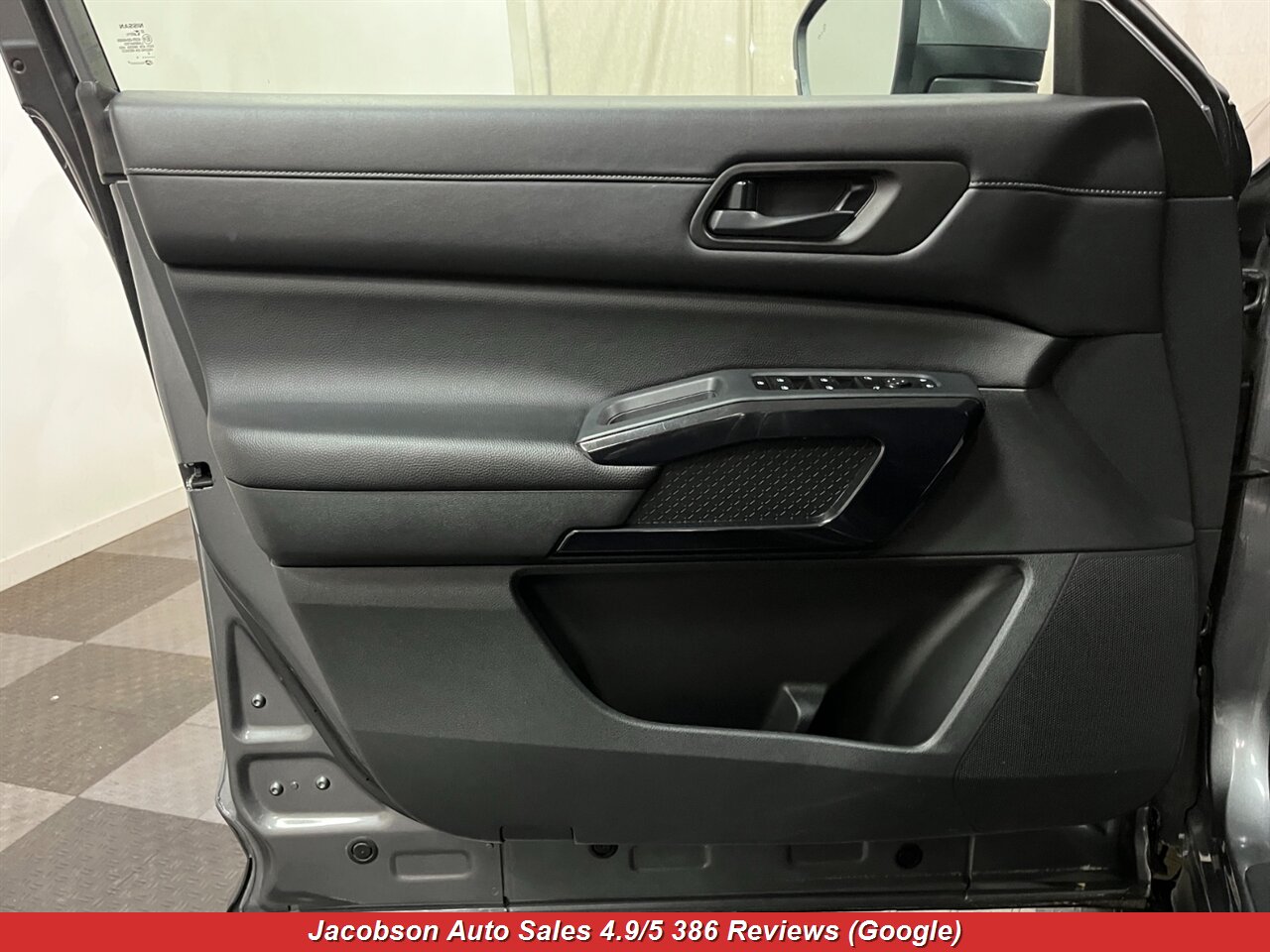2024 Nissan Pathfinder SV AWD - Photo 30 - Oshkosh, WI 54901