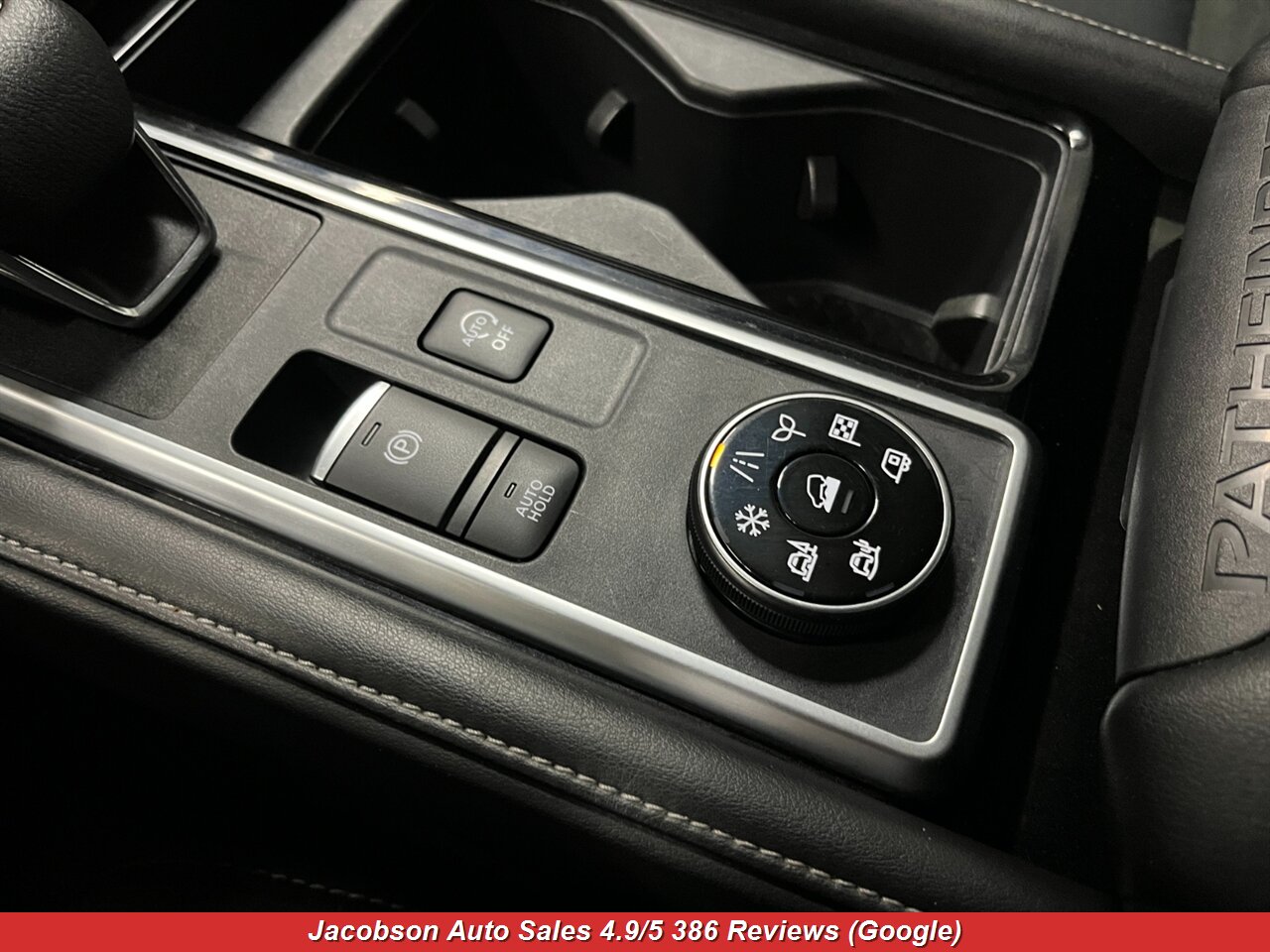 2024 Nissan Pathfinder SV AWD - Photo 26 - Oshkosh, WI 54901
