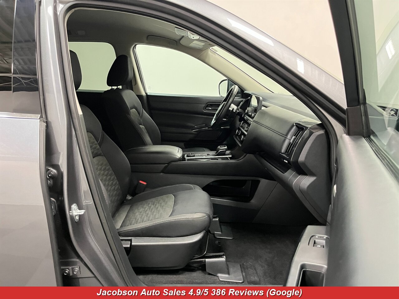 2024 Nissan Pathfinder SV AWD - Photo 48 - Oshkosh, WI 54901