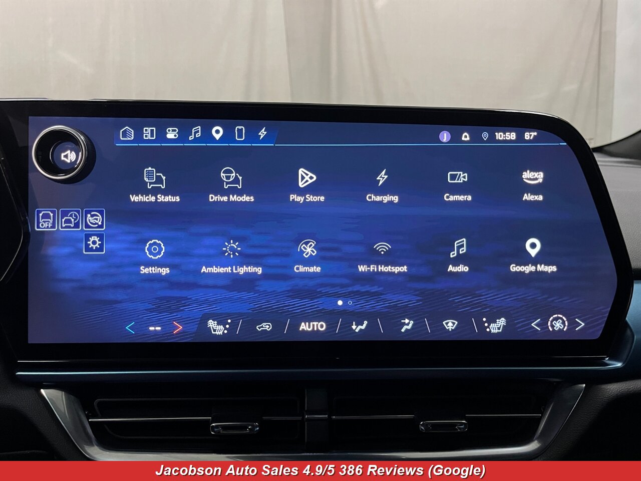 2024 Chevrolet Equinox EV 2LT AWD - Photo 13 - Oshkosh, WI 54901