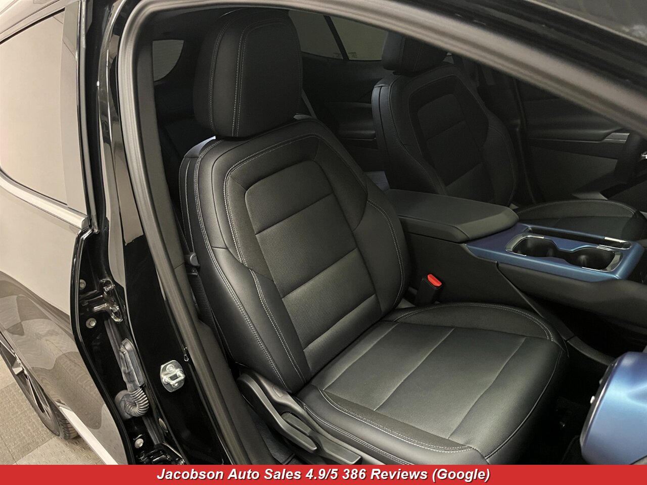 2024 Chevrolet Equinox EV 2LT AWD - Photo 55 - Oshkosh, WI 54901