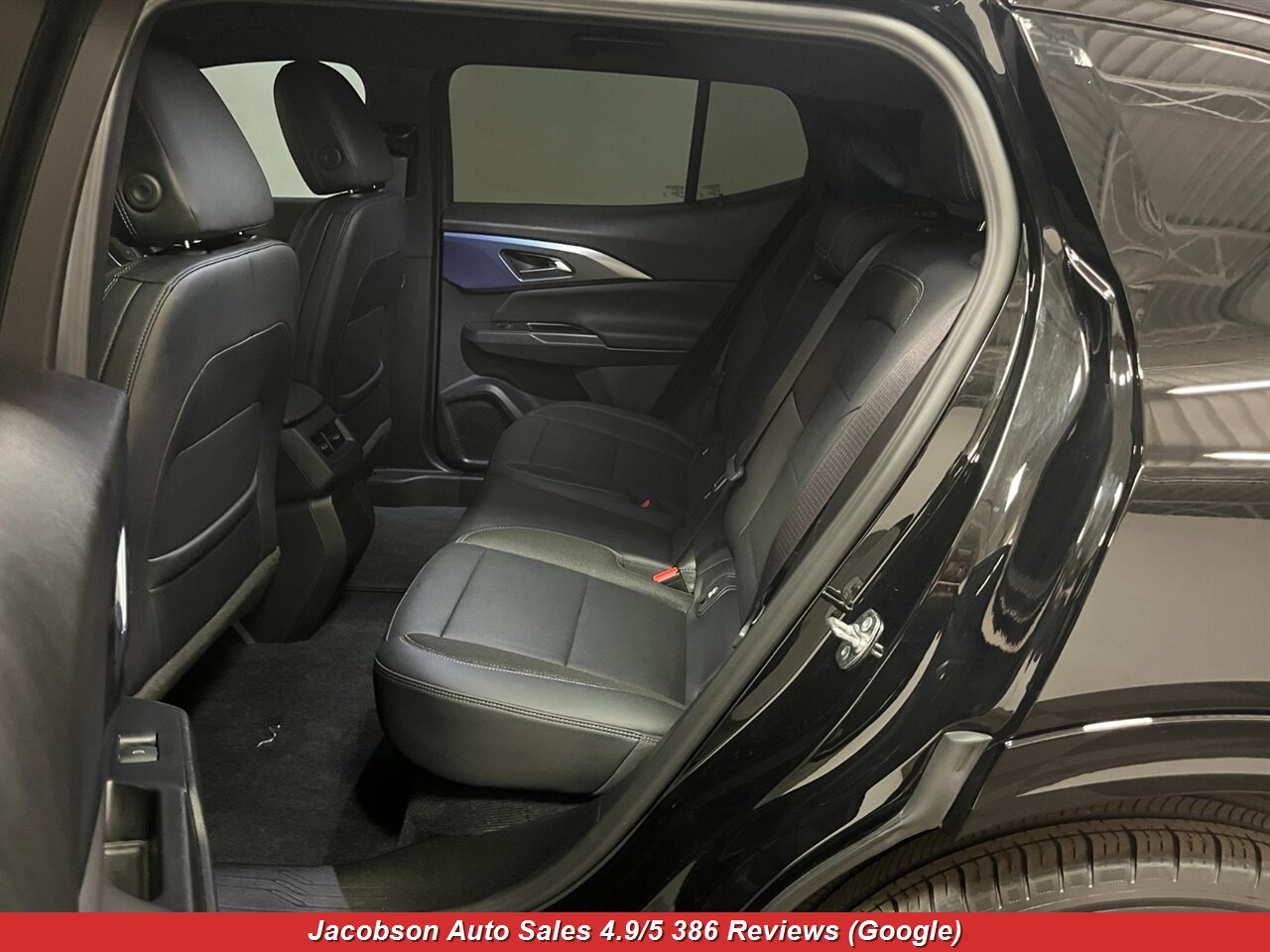 2024 Chevrolet Equinox EV 2LT AWD - Photo 35 - Oshkosh, WI 54901