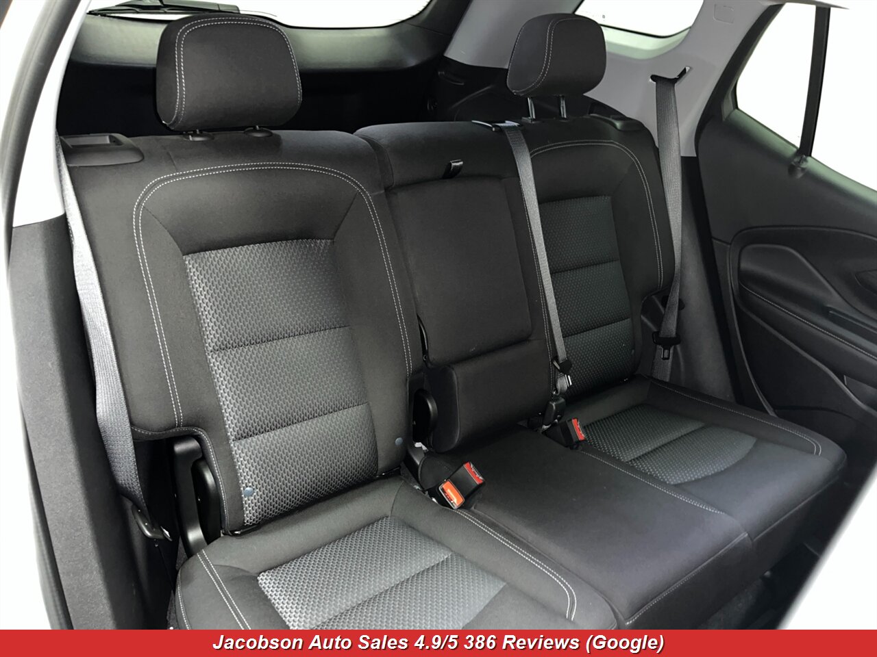 2024 GMC Terrain SLE - Photo 39 - Oshkosh, WI 54901