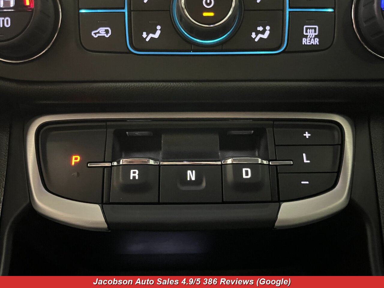 2024 GMC Terrain SLE - Photo 20 - Oshkosh, WI 54901