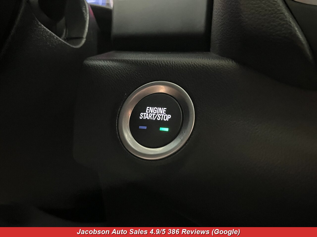 2024 GMC Terrain SLE - Photo 14 - Oshkosh, WI 54901