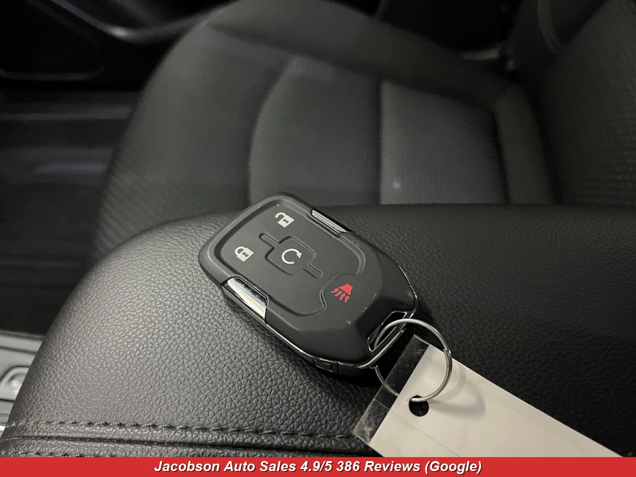 2024 GMC Terrain SLE - Photo 25 - Oshkosh, WI 54901