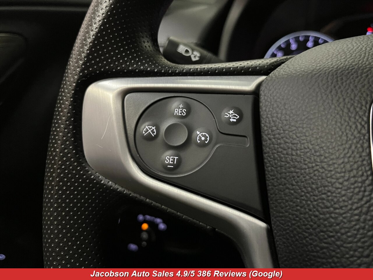 2024 GMC Terrain SLE - Photo 10 - Oshkosh, WI 54901