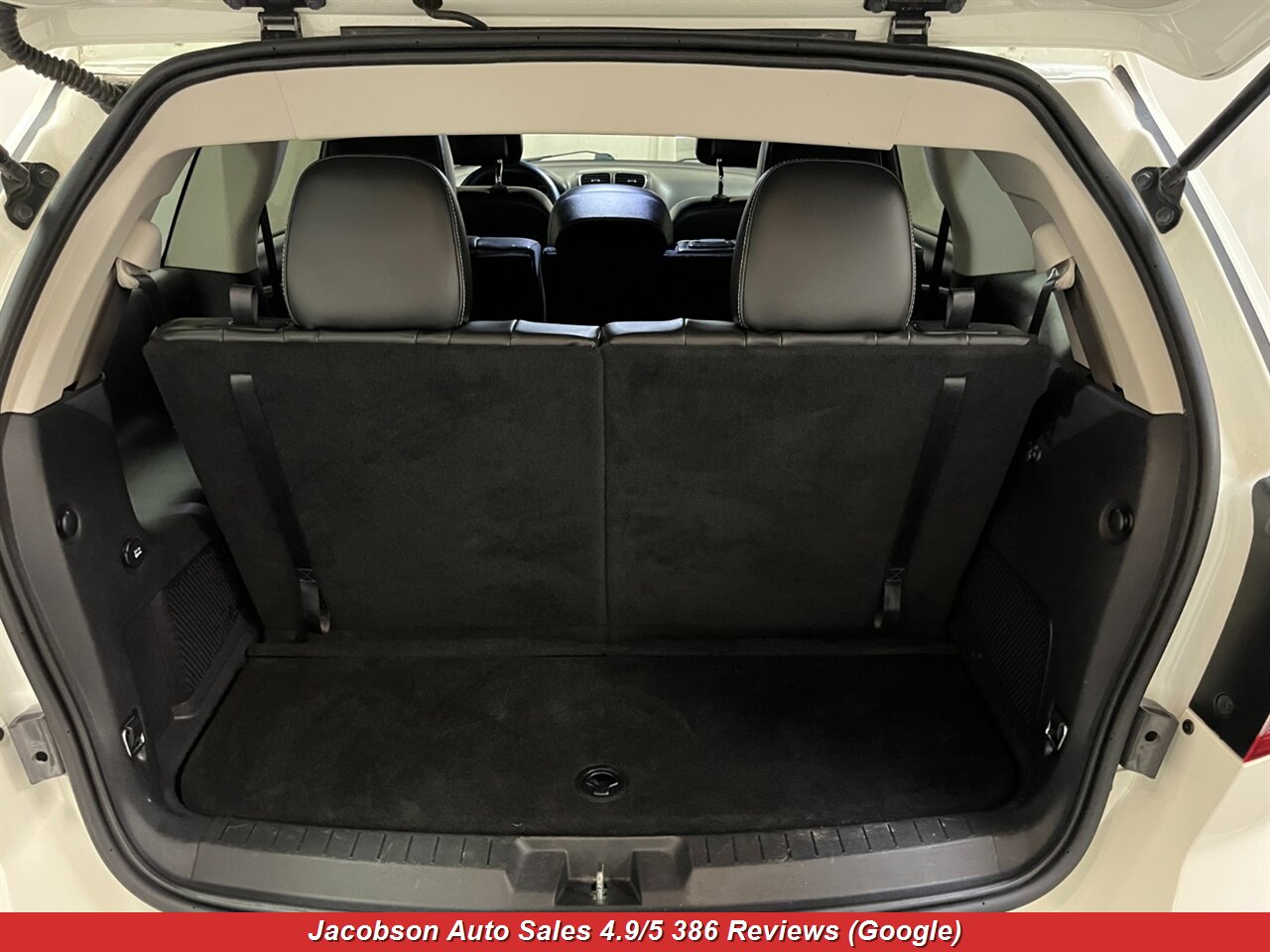 2018 Dodge Journey Crossroad AWD - Photo 37 - Oshkosh, WI 54901