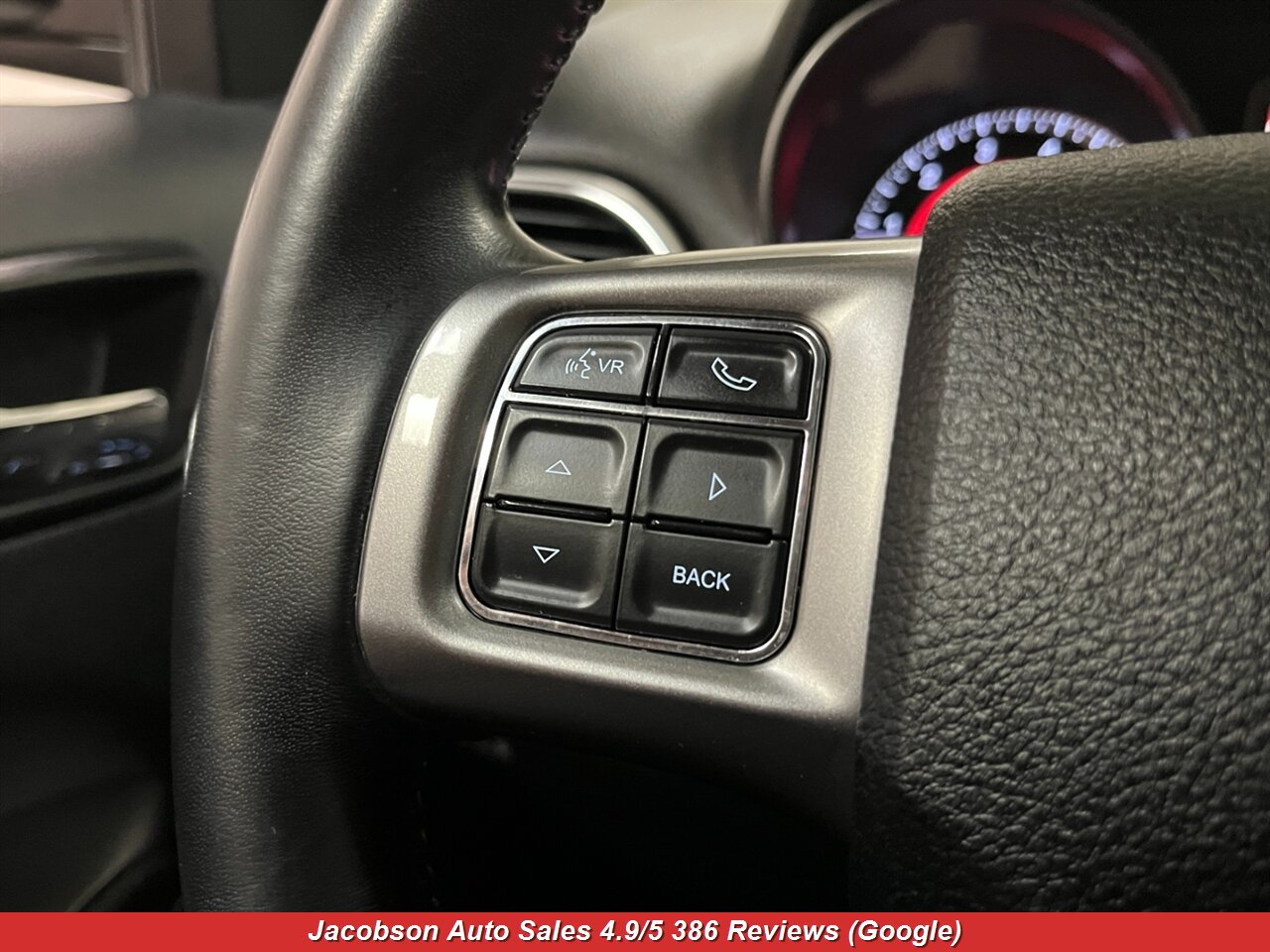 2018 Dodge Journey Crossroad AWD - Photo 6 - Oshkosh, WI 54901