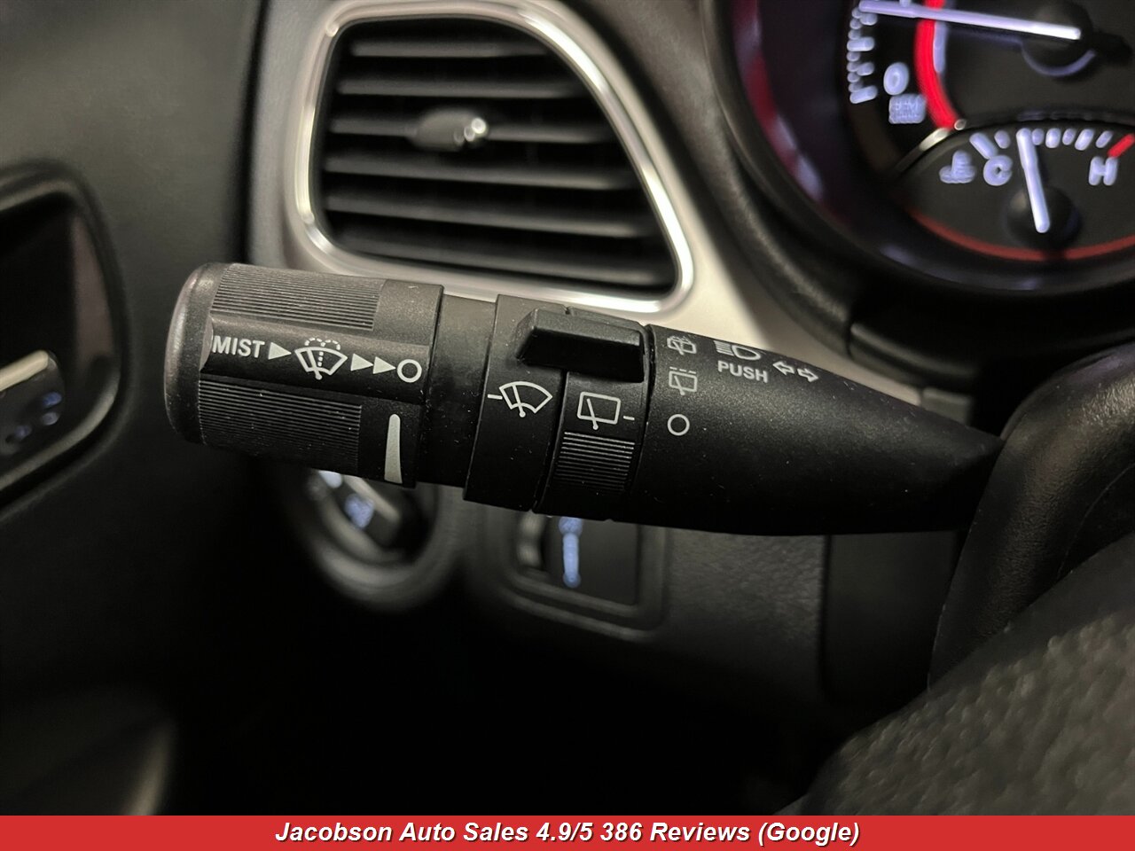 2018 Dodge Journey Crossroad AWD - Photo 5 - Oshkosh, WI 54901
