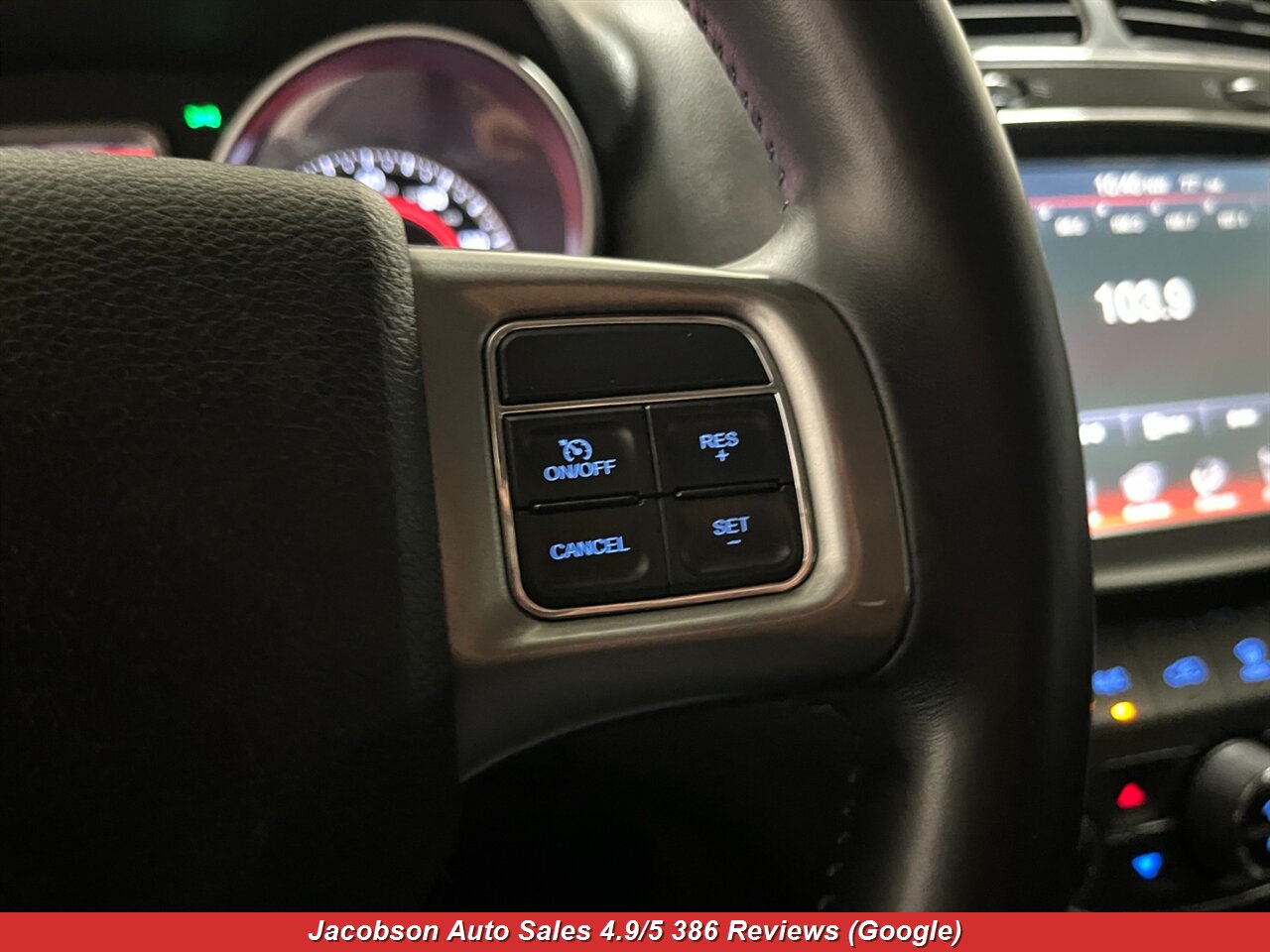 2018 Dodge Journey Crossroad AWD - Photo 7 - Oshkosh, WI 54901