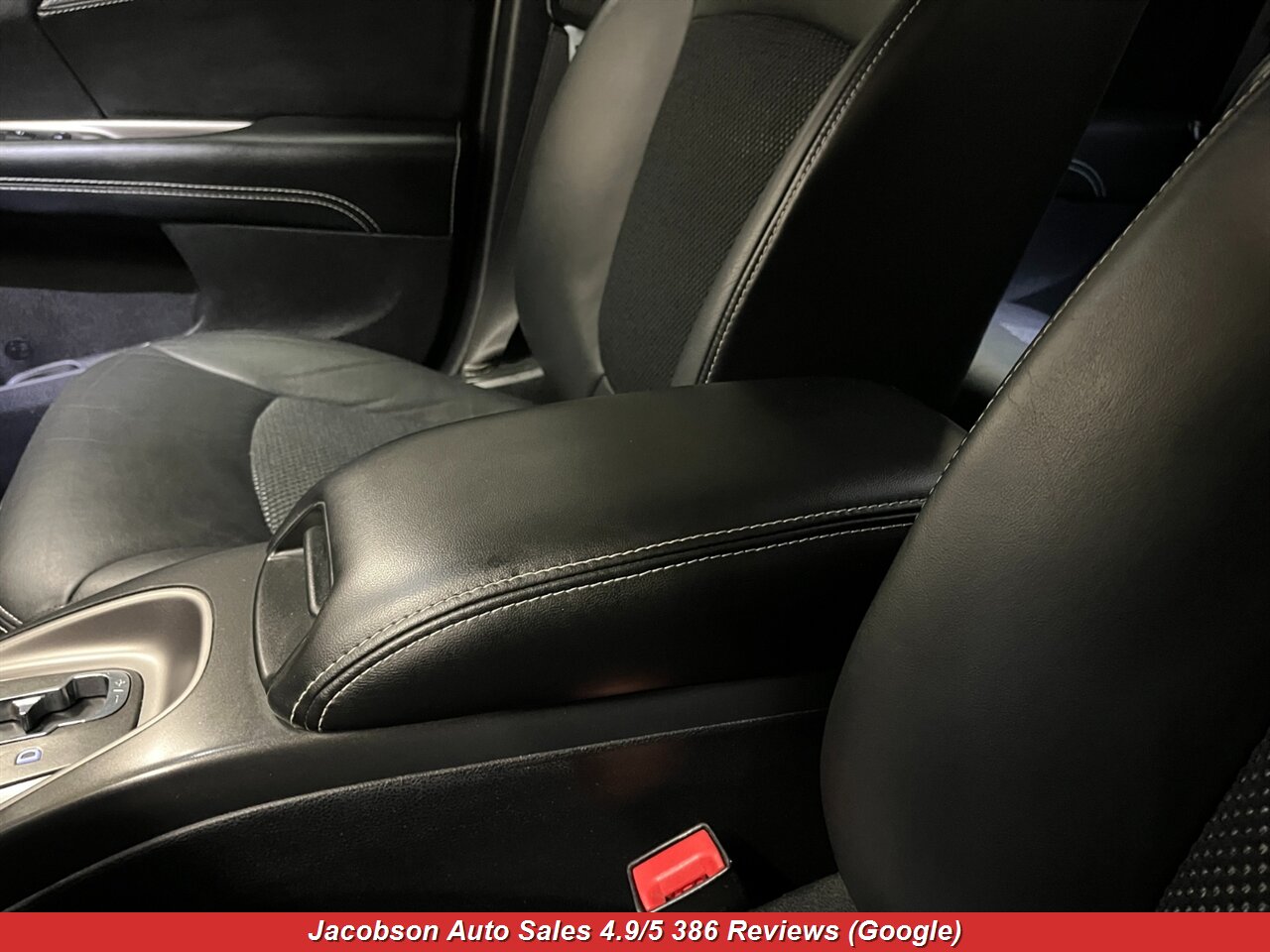 2018 Dodge Journey Crossroad AWD - Photo 16 - Oshkosh, WI 54901