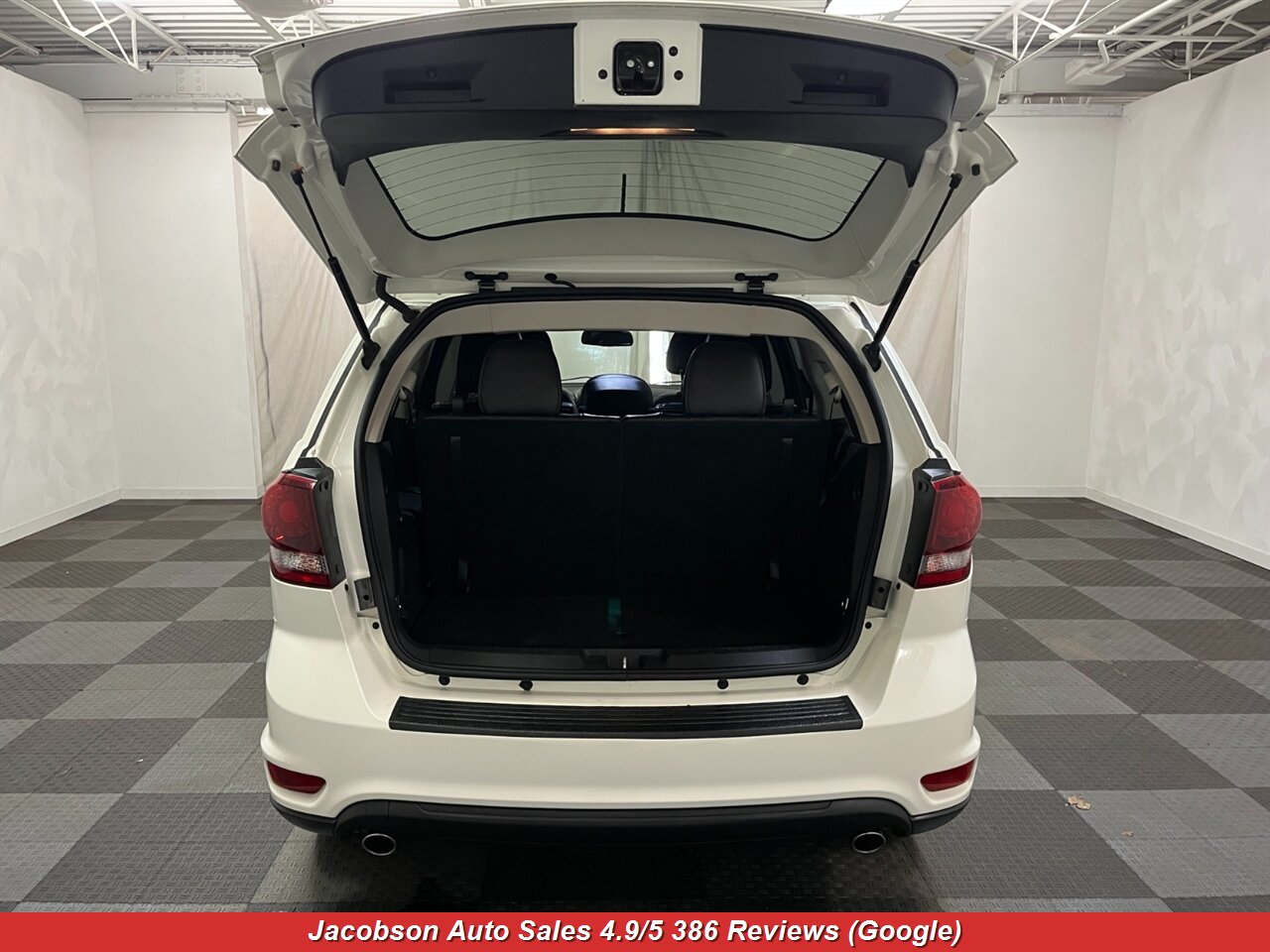 2018 Dodge Journey Crossroad AWD - Photo 36 - Oshkosh, WI 54901