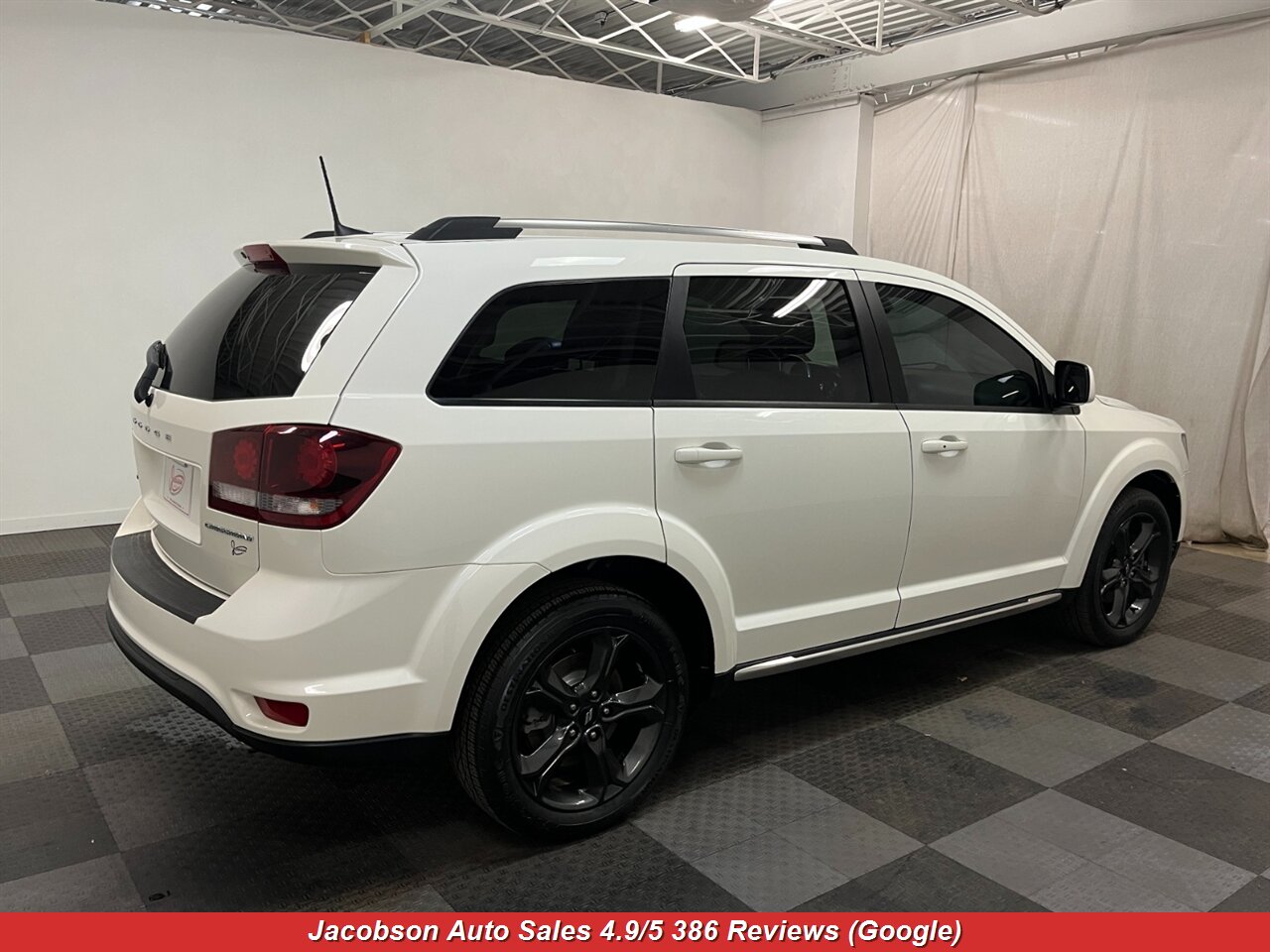 2018 Dodge Journey Crossroad AWD - Photo 39 - Oshkosh, WI 54901