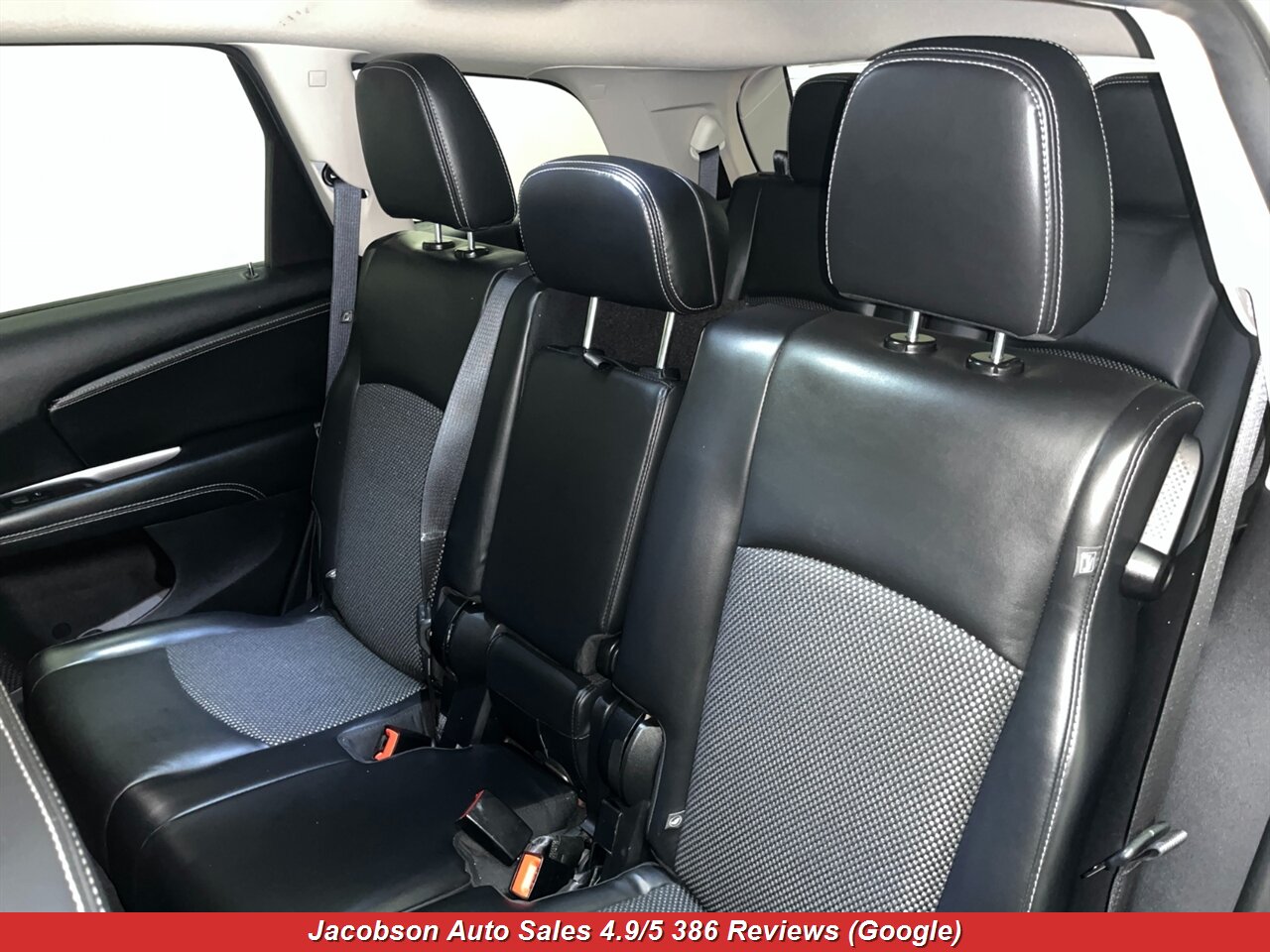 2018 Dodge Journey Crossroad AWD - Photo 31 - Oshkosh, WI 54901