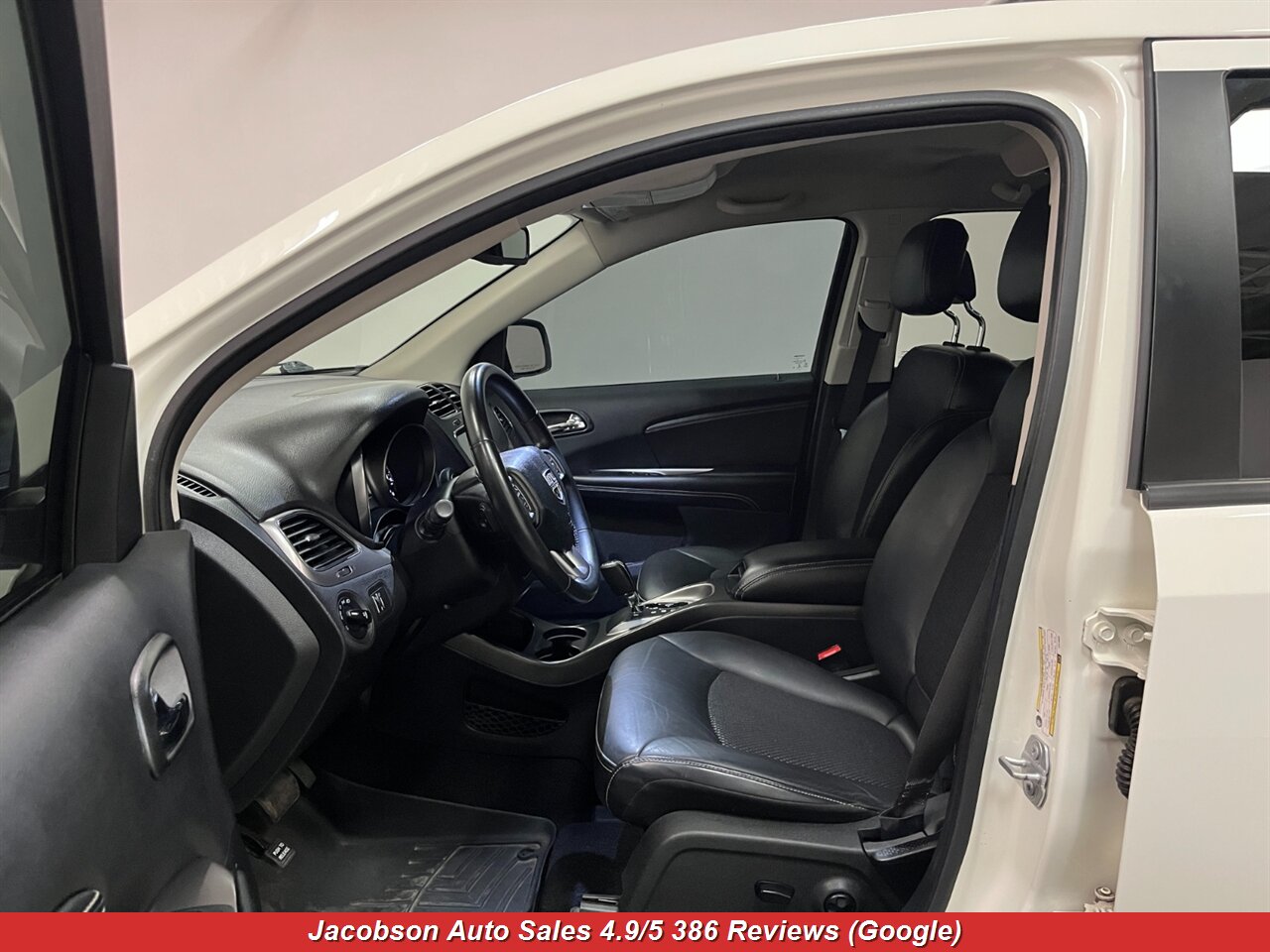 2018 Dodge Journey Crossroad AWD - Photo 25 - Oshkosh, WI 54901