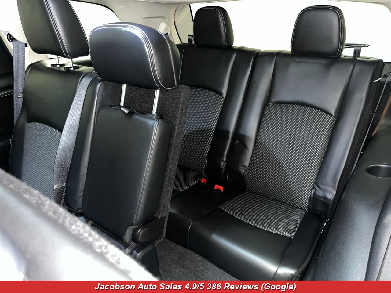 2018 Dodge Journey Crossroad AWD - Photo 32 - Oshkosh, WI 54901