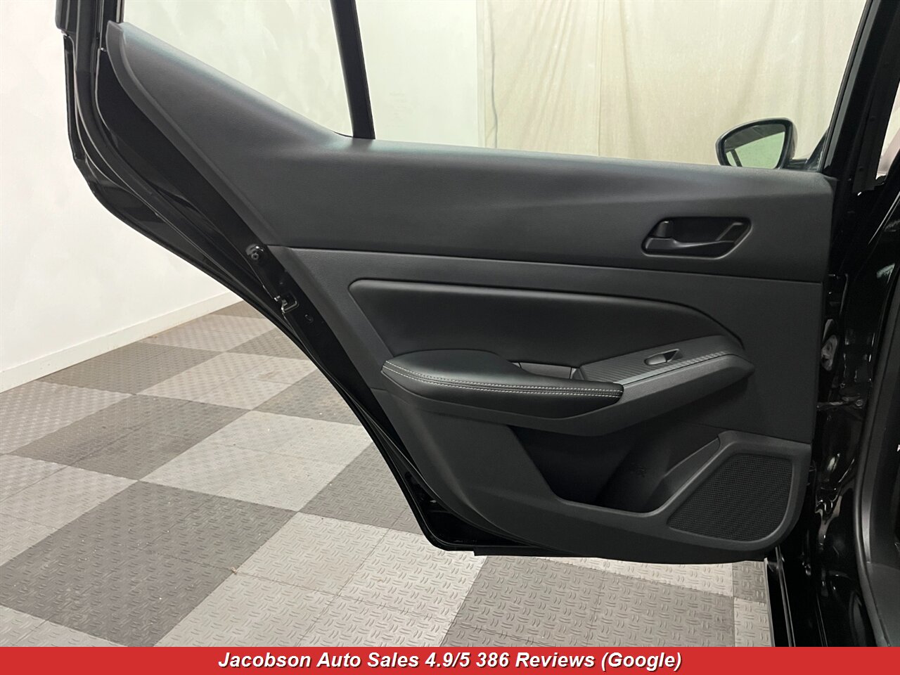2024 Nissan Altima 2.5 SV AWD - Photo 35 - Oshkosh, WI 54901