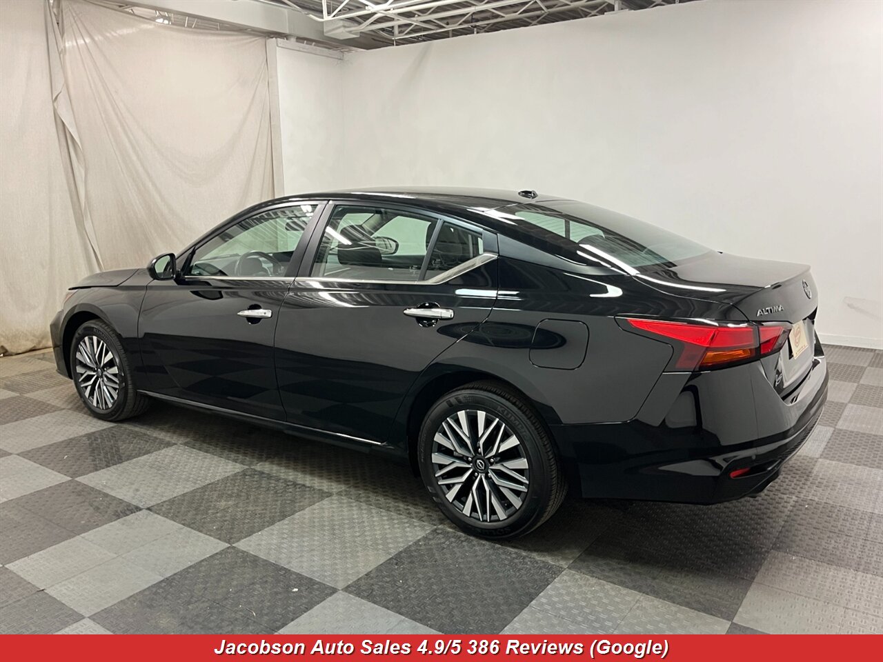 2024 Nissan Altima 2.5 SV AWD - Photo 51 - Oshkosh, WI 54901