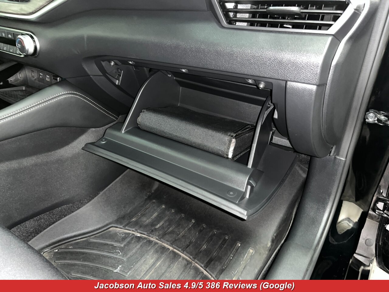 2024 Nissan Altima 2.5 SV AWD - Photo 46 - Oshkosh, WI 54901