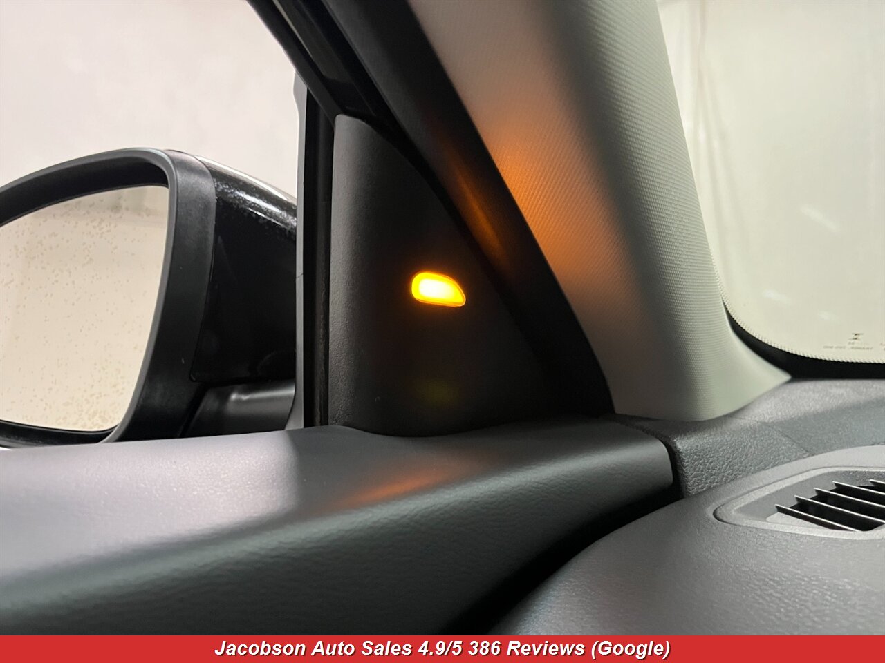 2024 Nissan Altima 2.5 SV AWD - Photo 30 - Oshkosh, WI 54901
