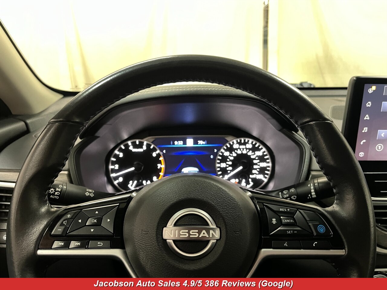 2024 Nissan Altima 2.5 SV AWD - Photo 10 - Oshkosh, WI 54901