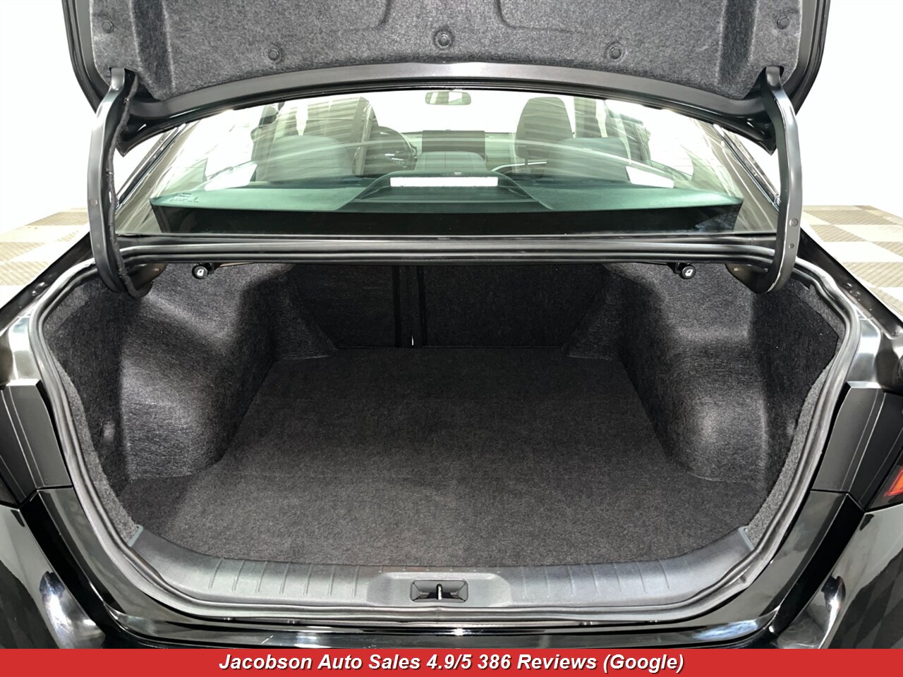 2024 Nissan Altima 2.5 SV AWD - Photo 50 - Oshkosh, WI 54901
