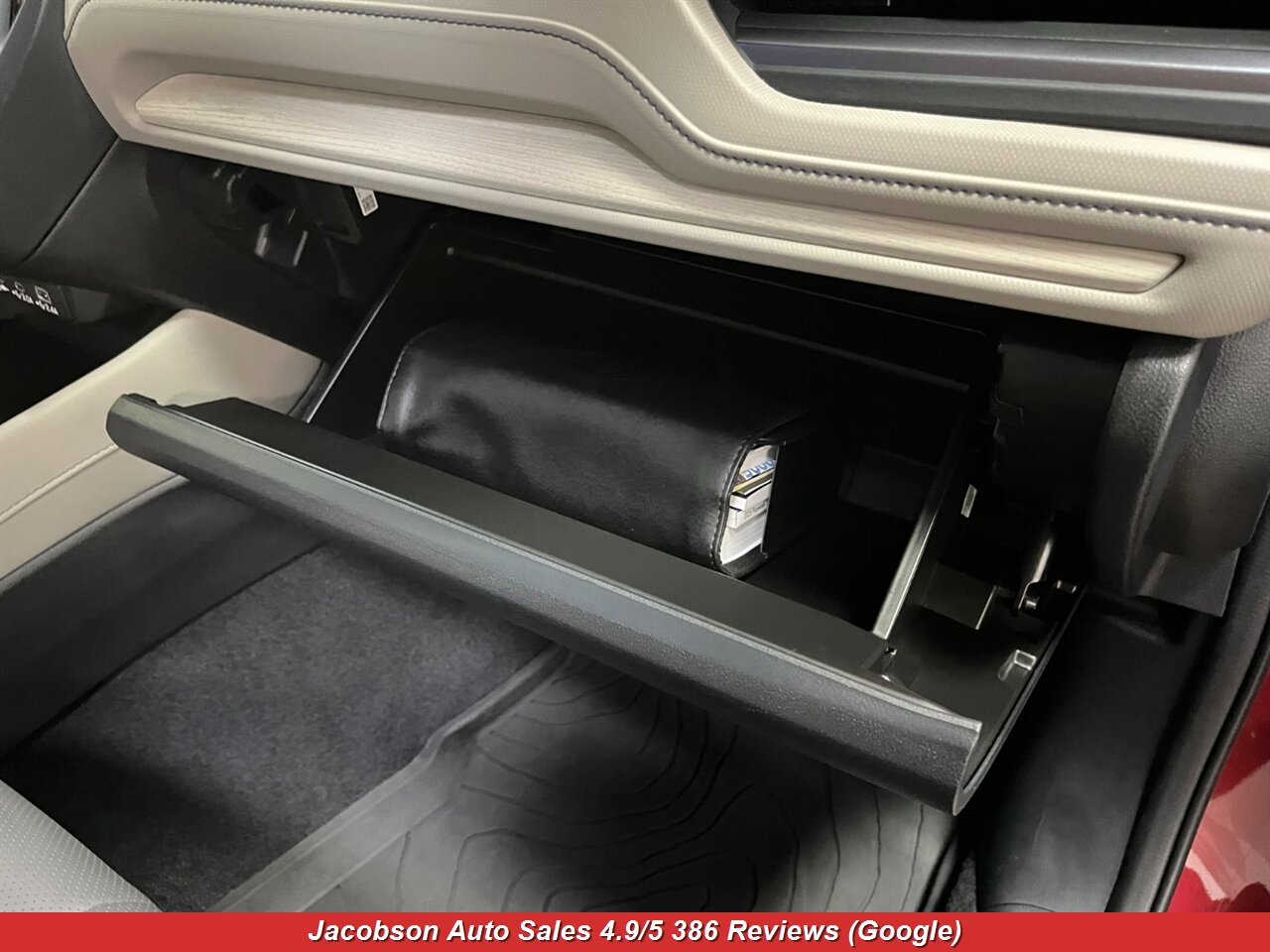 2025 Subaru Forester Limited AWD - Photo 49 - Oshkosh, WI 54901