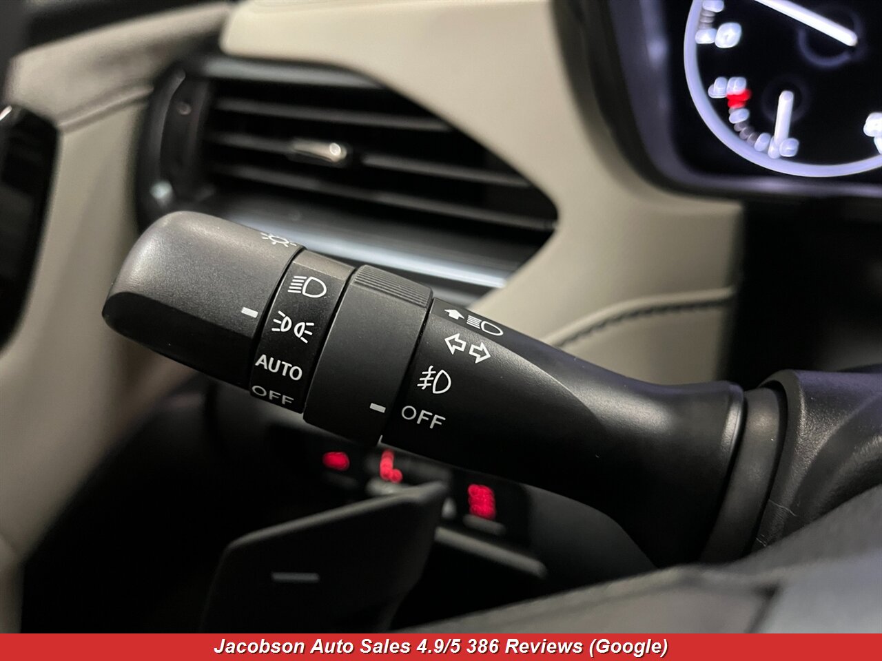 2025 Subaru Forester Limited AWD - Photo 8 - Oshkosh, WI 54901