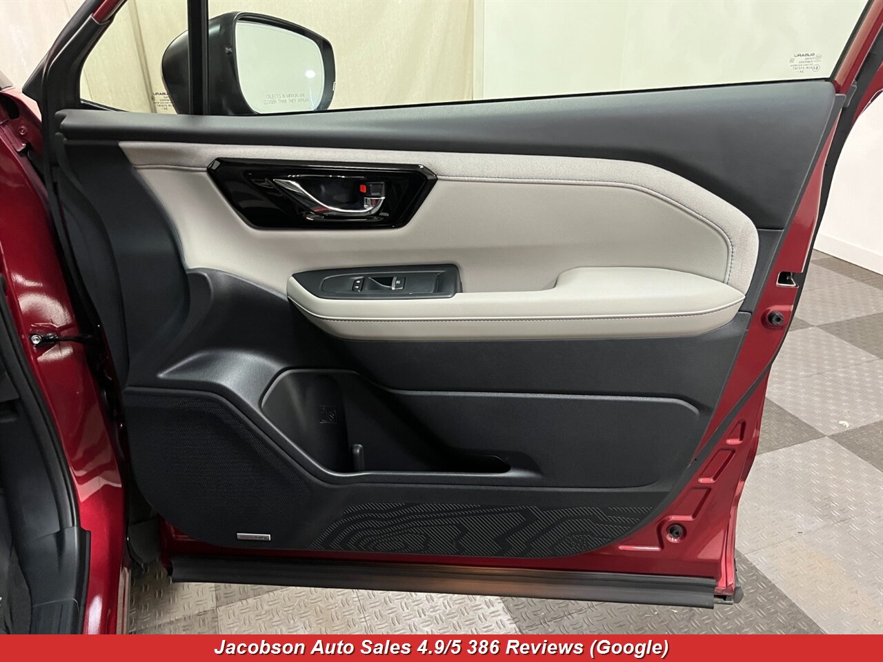 2025 Subaru Forester Limited AWD - Photo 44 - Oshkosh, WI 54901
