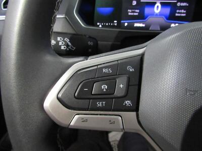 2022 Volkswagen Tiguan SE 4Motion   - Photo 10 - Oshkosh, WI 54901