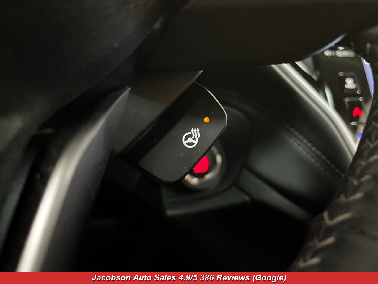 2025 Subaru Outback Limited AWD - Photo 14 - Oshkosh, WI 54901