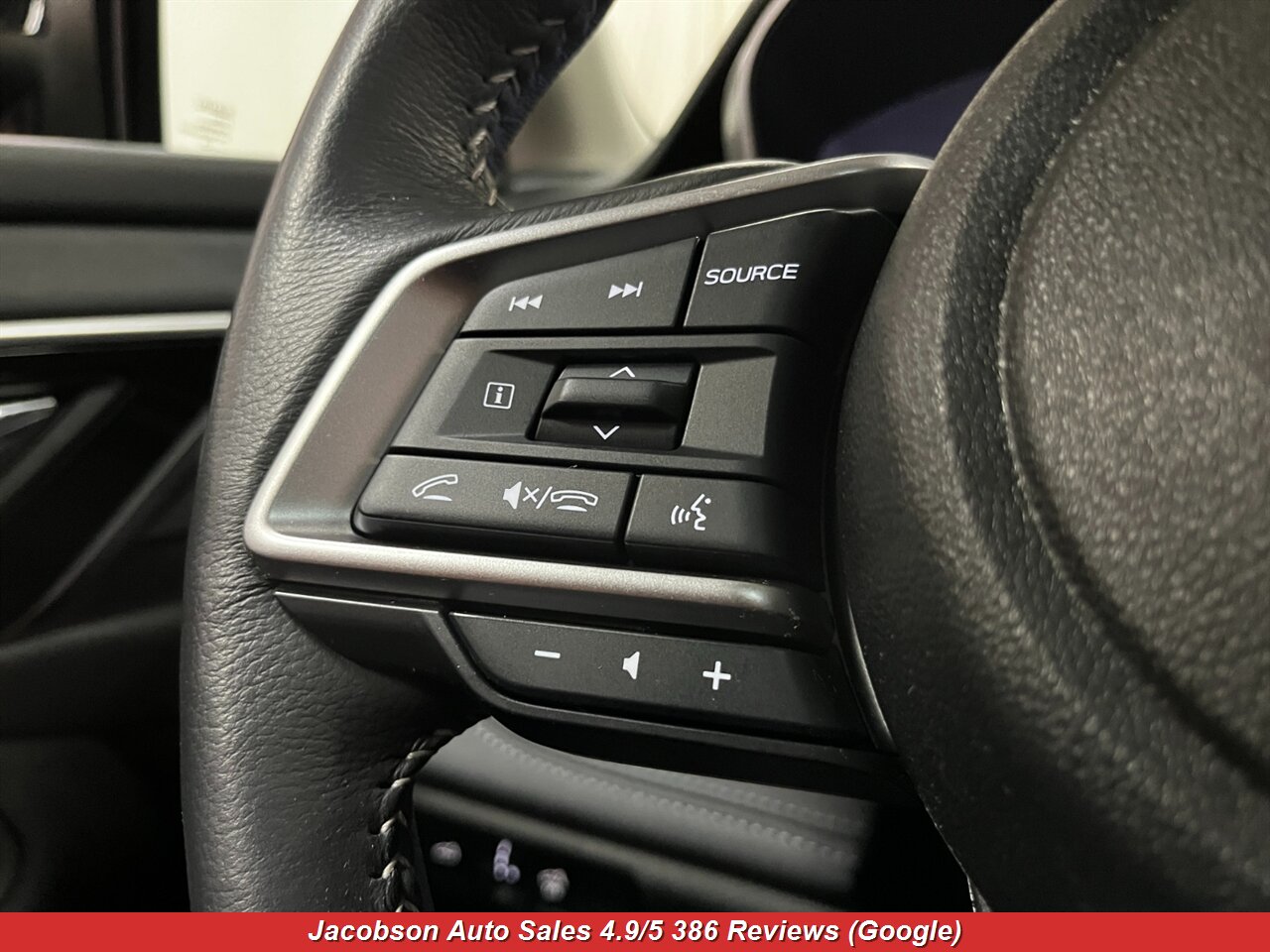 2025 Subaru Outback Limited AWD - Photo 9 - Oshkosh, WI 54901