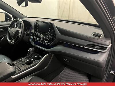 2022 Toyota Highlander XSE AWD   - Photo 43 - Oshkosh, WI 54901