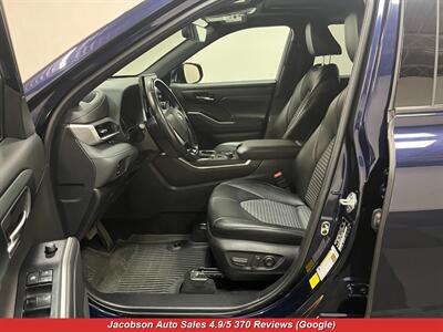 2022 Toyota Highlander XSE AWD   - Photo 31 - Oshkosh, WI 54901