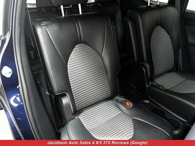 2022 Toyota Highlander XSE AWD   - Photo 38 - Oshkosh, WI 54901