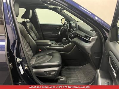 2022 Toyota Highlander XSE AWD   - Photo 41 - Oshkosh, WI 54901