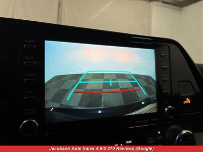 2022 Toyota Highlander XSE AWD   - Photo 16 - Oshkosh, WI 54901