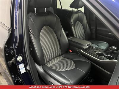 2022 Toyota Highlander XSE AWD   - Photo 40 - Oshkosh, WI 54901