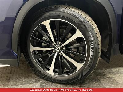 2022 Toyota Highlander XSE AWD   - Photo 53 - Oshkosh, WI 54901