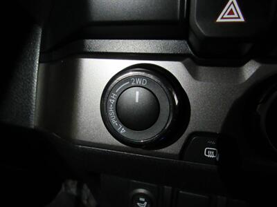 2021 Toyota Tacoma SR5 V6 Double Cab 4x4 LB   - Photo 13 - Oshkosh, WI 54901