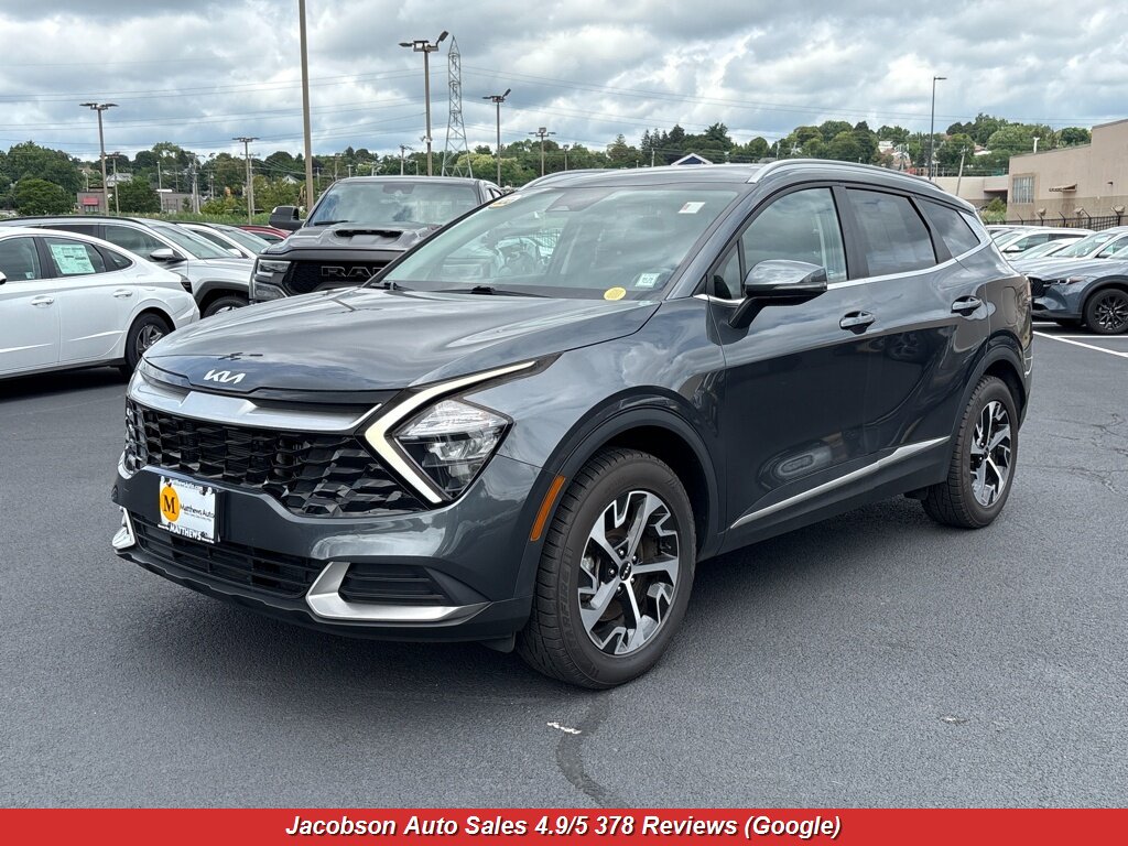 2023 Kia Sportage Hybrid EX AWD - Photo 1 - Oshkosh, WI 54901