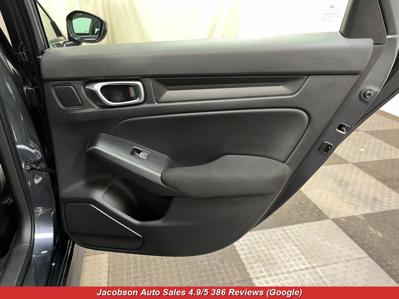2025 Honda Civic LX - Photo 39 - Oshkosh, WI 54901
