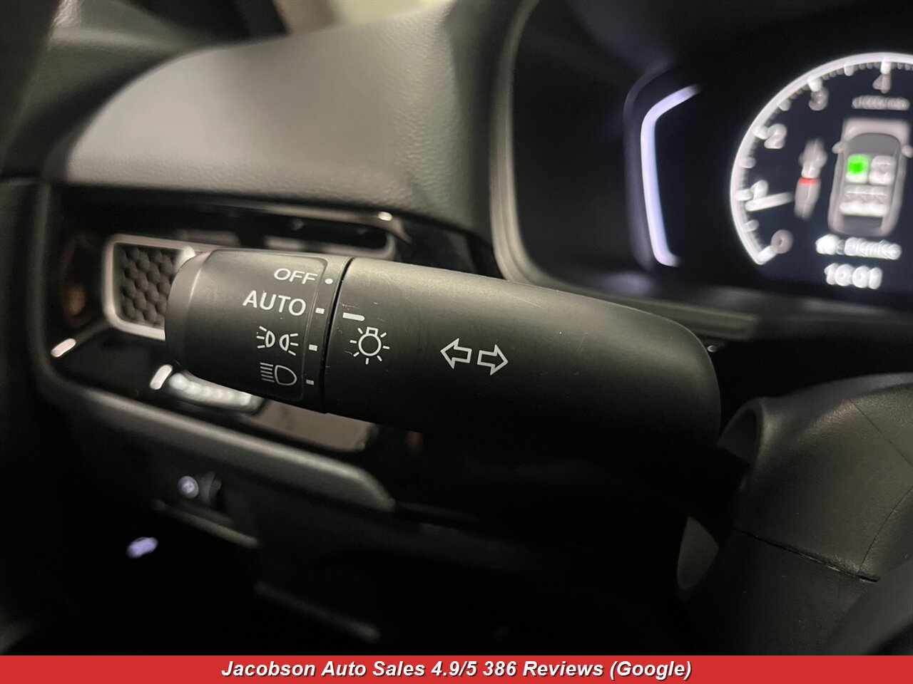 2025 Honda Civic LX - Photo 8 - Oshkosh, WI 54901