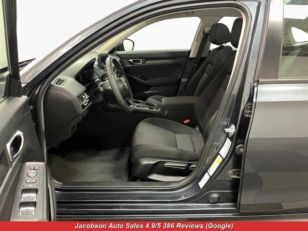 2025 Honda Civic LX - Photo 27 - Oshkosh, WI 54901