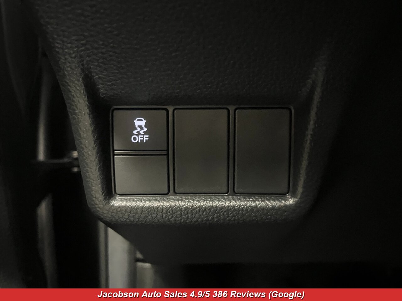 2025 Honda Civic LX - Photo 5 - Oshkosh, WI 54901