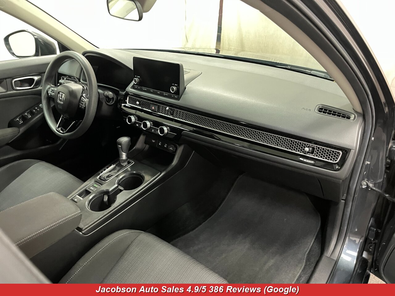 2025 Honda Civic LX - Photo 44 - Oshkosh, WI 54901
